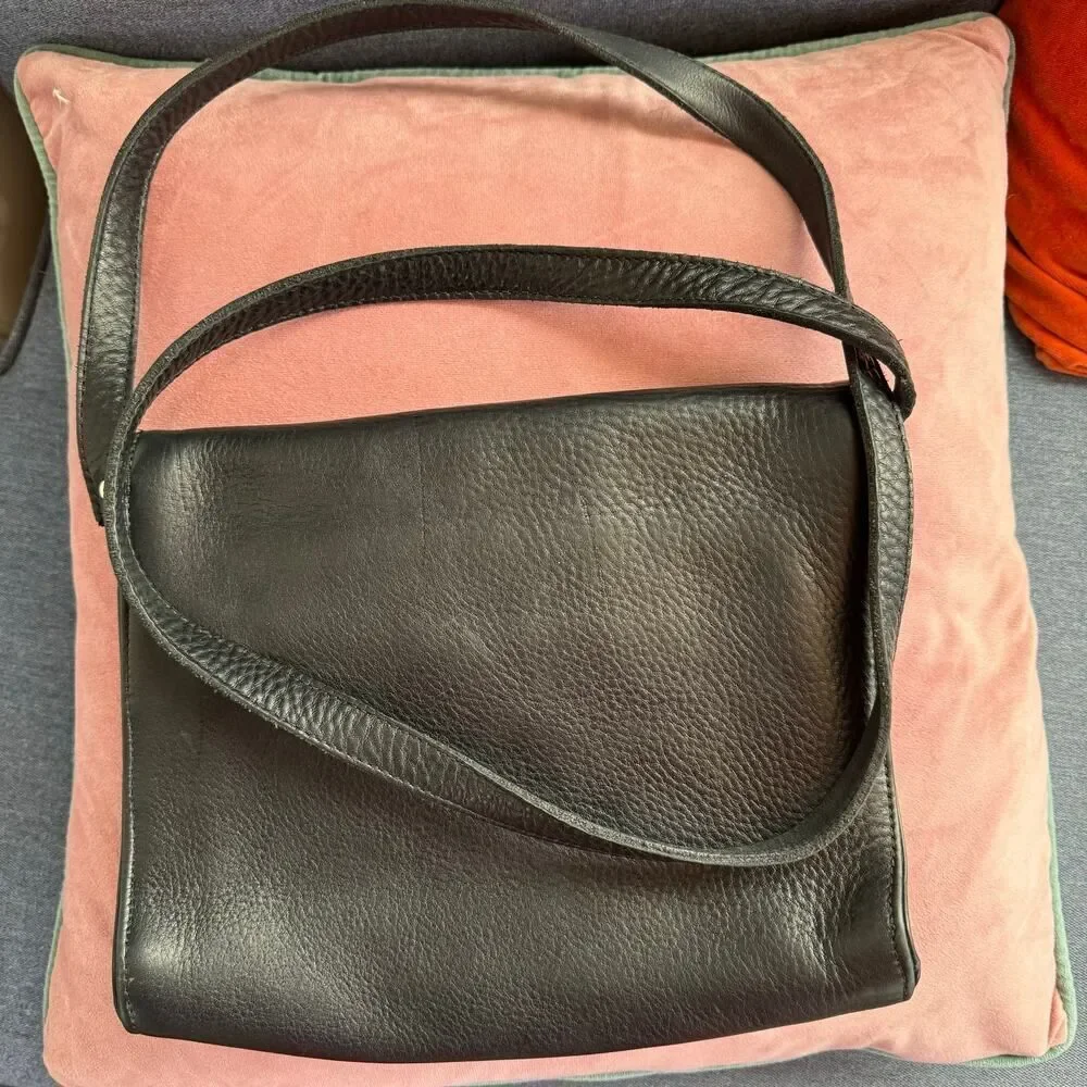 Calleen Cordero Handmade Black Leather & Silver Studded Crossbody Messenger Bag - Picture 3 of 8